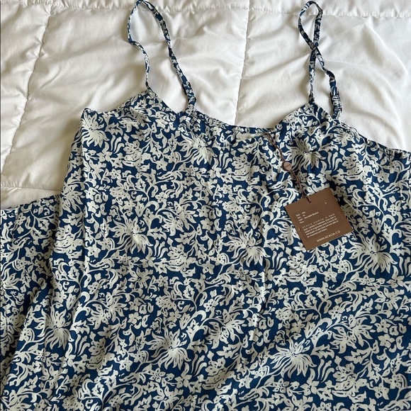 acacia swimwear Dresses Acacia Swimwear Vatu Silk Dress Size M